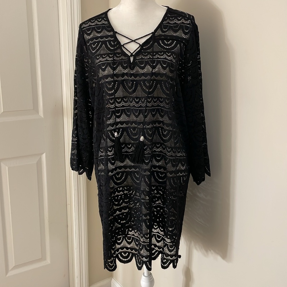 Black Lacey Beach Cover Up with Tassels Size 14/16